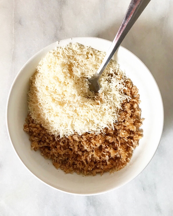 Creamed Kale with Crispy Breadcrumbs