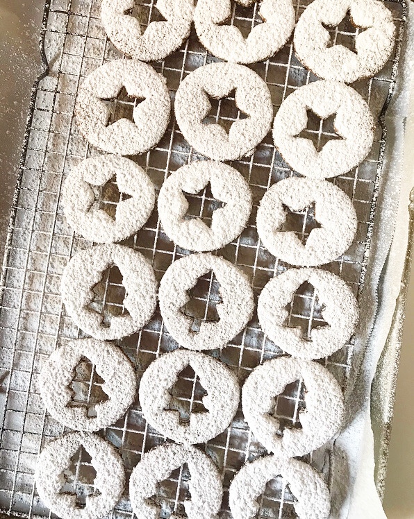 Oat-Pecan Linzer Cookies {Vegan & Gluten-Free}