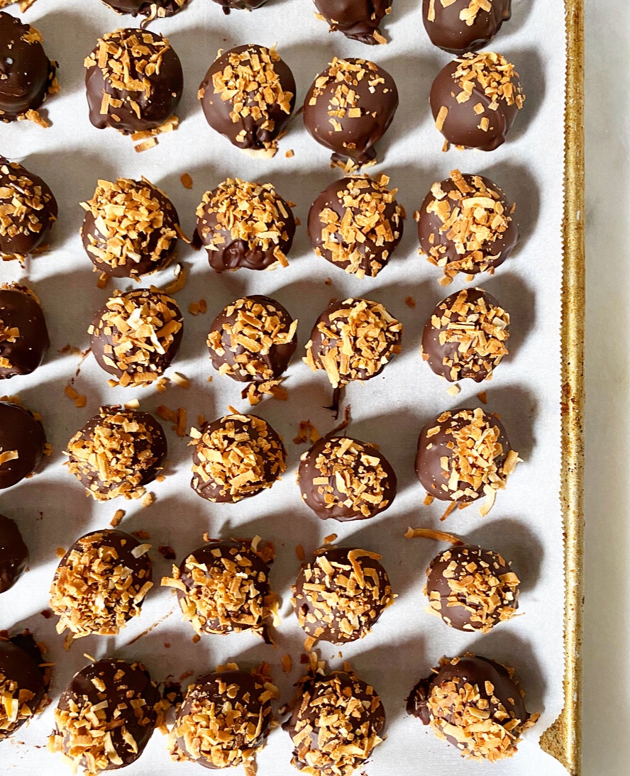 Easy Coconut Truffles
