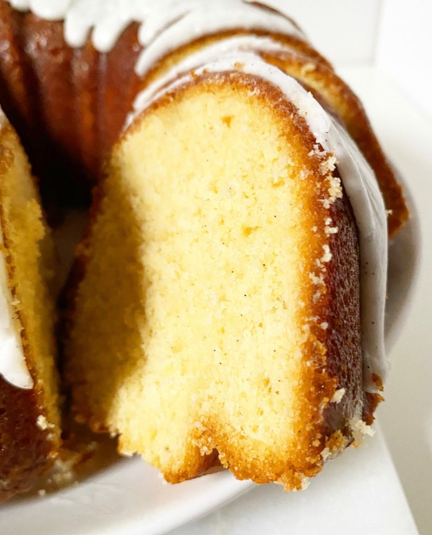 Vanilla Bean Bundt Cake