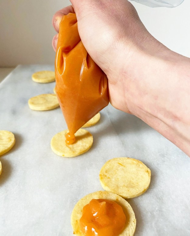 Grapefruit Sandwich Cookies
