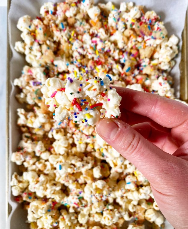 Super Sprinkle Popcorn