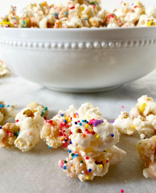 Super Sprinkle Popcorn