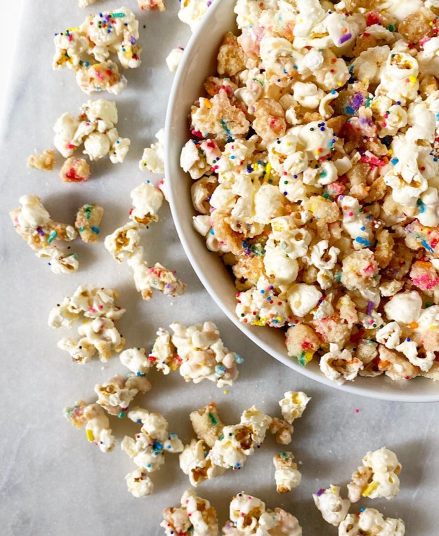 Super Sprinkle Popcorn