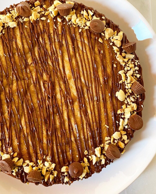 Flourless Peanut Butter Cake 