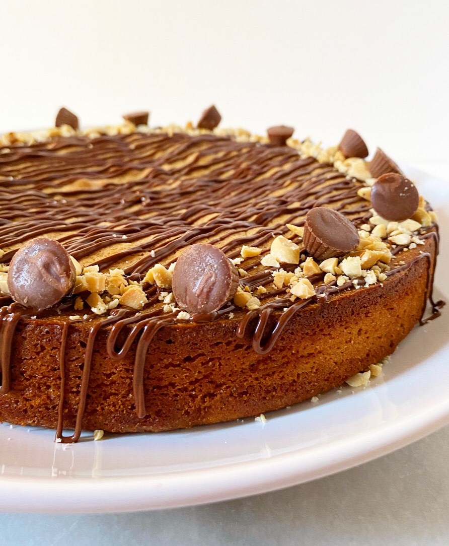 Flourless Peanut Butter Cake