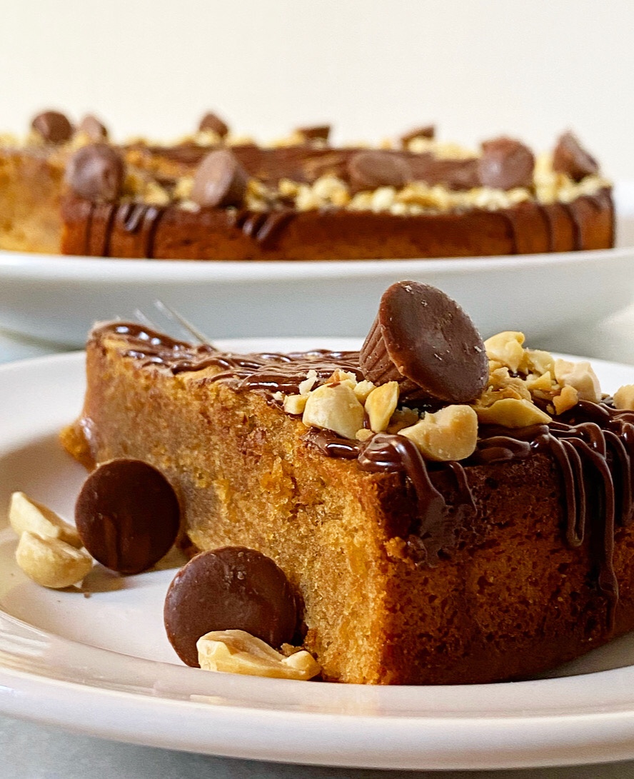 Flourless Peanut Butter Cake