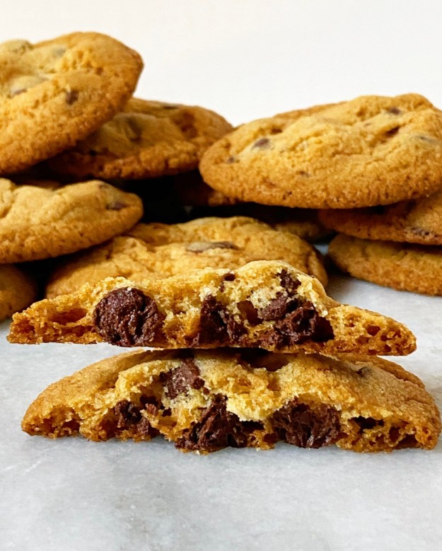 Crispy, Crunchy Chocolate Chip Cookies