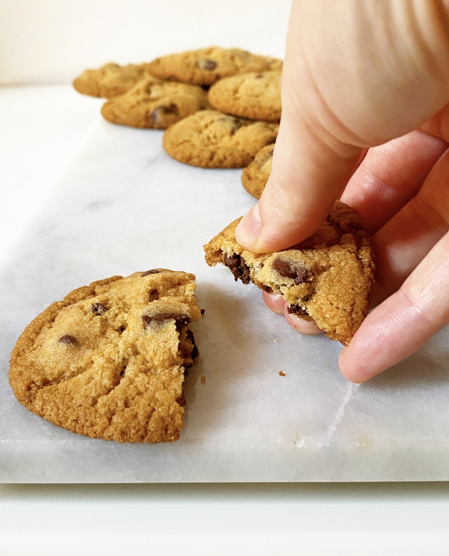 Crispy, Crunchy Chocolate Chip Cookies