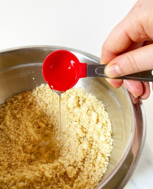 Crispy, Crunchy Chocolate Chip Cookies