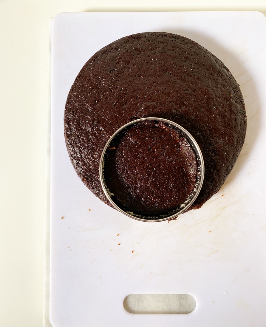 How to Make Mini Layer Cakes