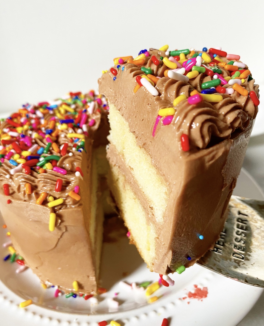 How to Make Mini Layer Cakes