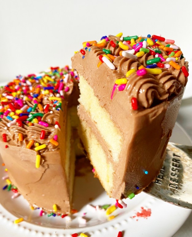 How to Make Mini Layer Cakes