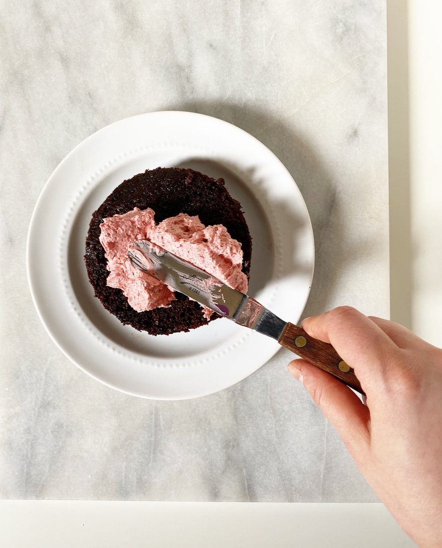 How to Make Mini Layer Cakes