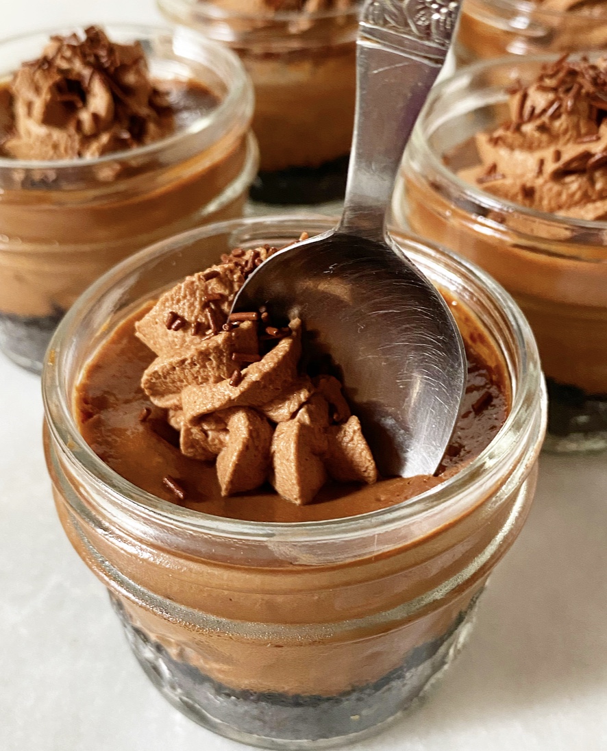 Mini Mason Jar Chocolate Cheesecakes