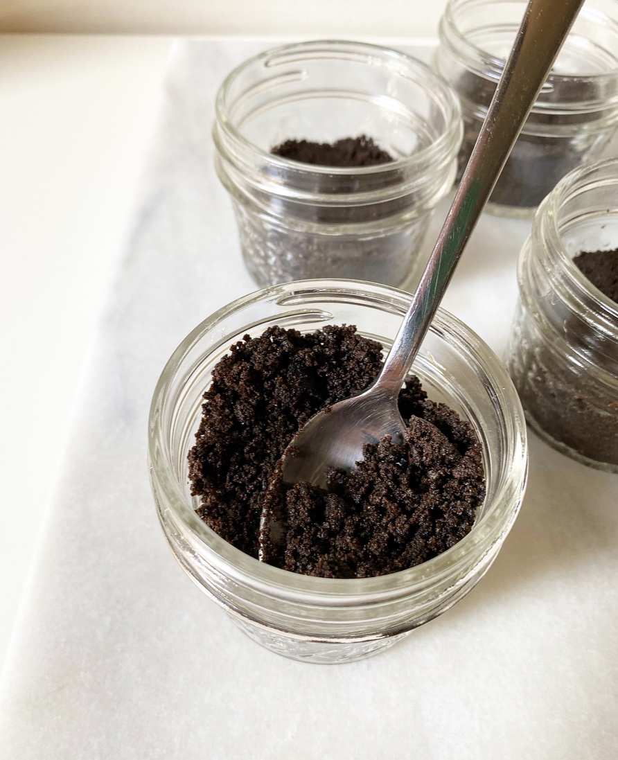 Mini Mason Jar Chocolate Cheesecakes
