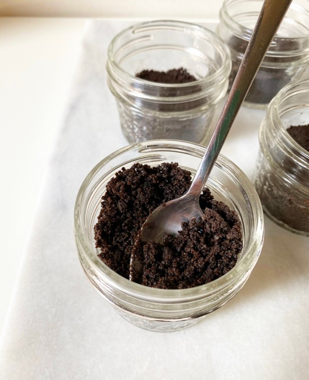 Mini Mason Jar Chocolate Cheesecakes
