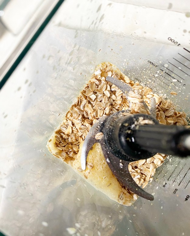 Oatmeal Puff Pancake {Gluten-Free Dutch Baby}