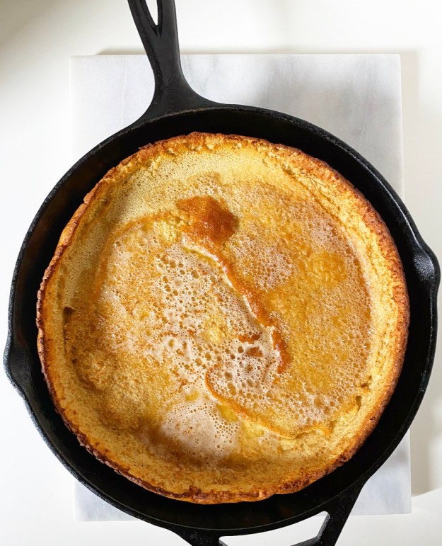 Oatmeal Puff Pancake {Gluten-Free Dutch Baby}
