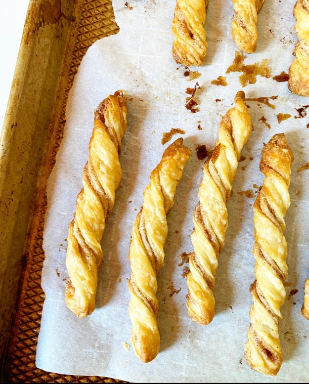 Pie Crust Cinnamon Twists