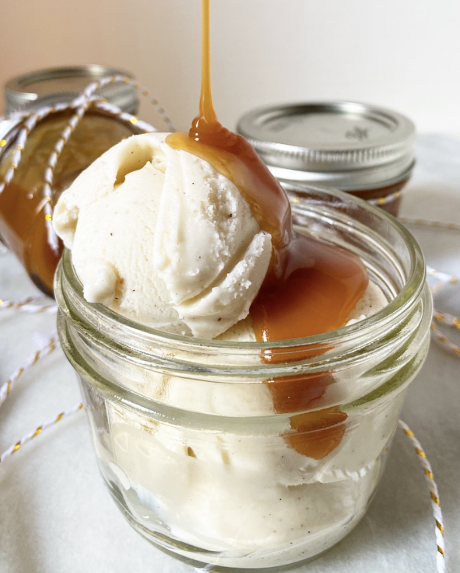 Caramel Sauce & a Food Gift Guide