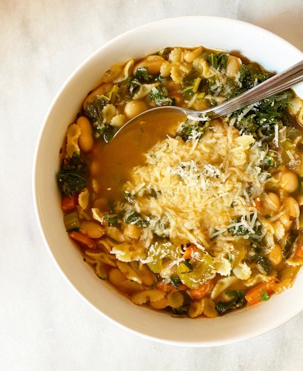 Pasta e Fagioli {Italian Pasta & Bean Soup}