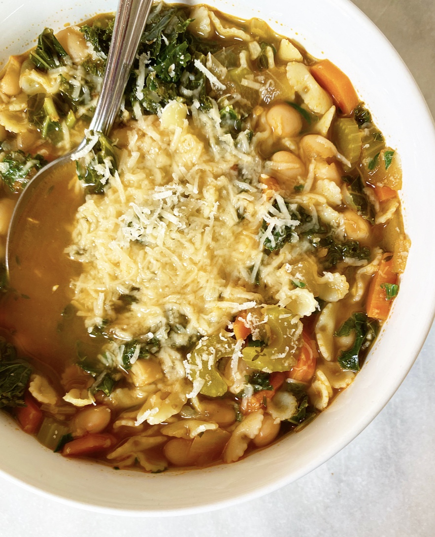 Pasta e Fagioli {Italian Pasta & Bean Soup}
