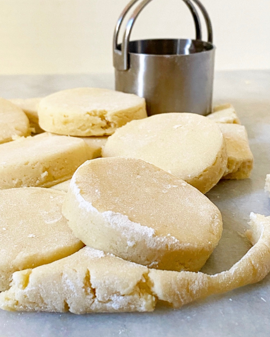Soft Sour Cream Sugar Cookies