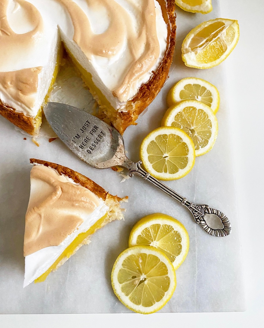 Lemon Meringue Macaroon Tart
