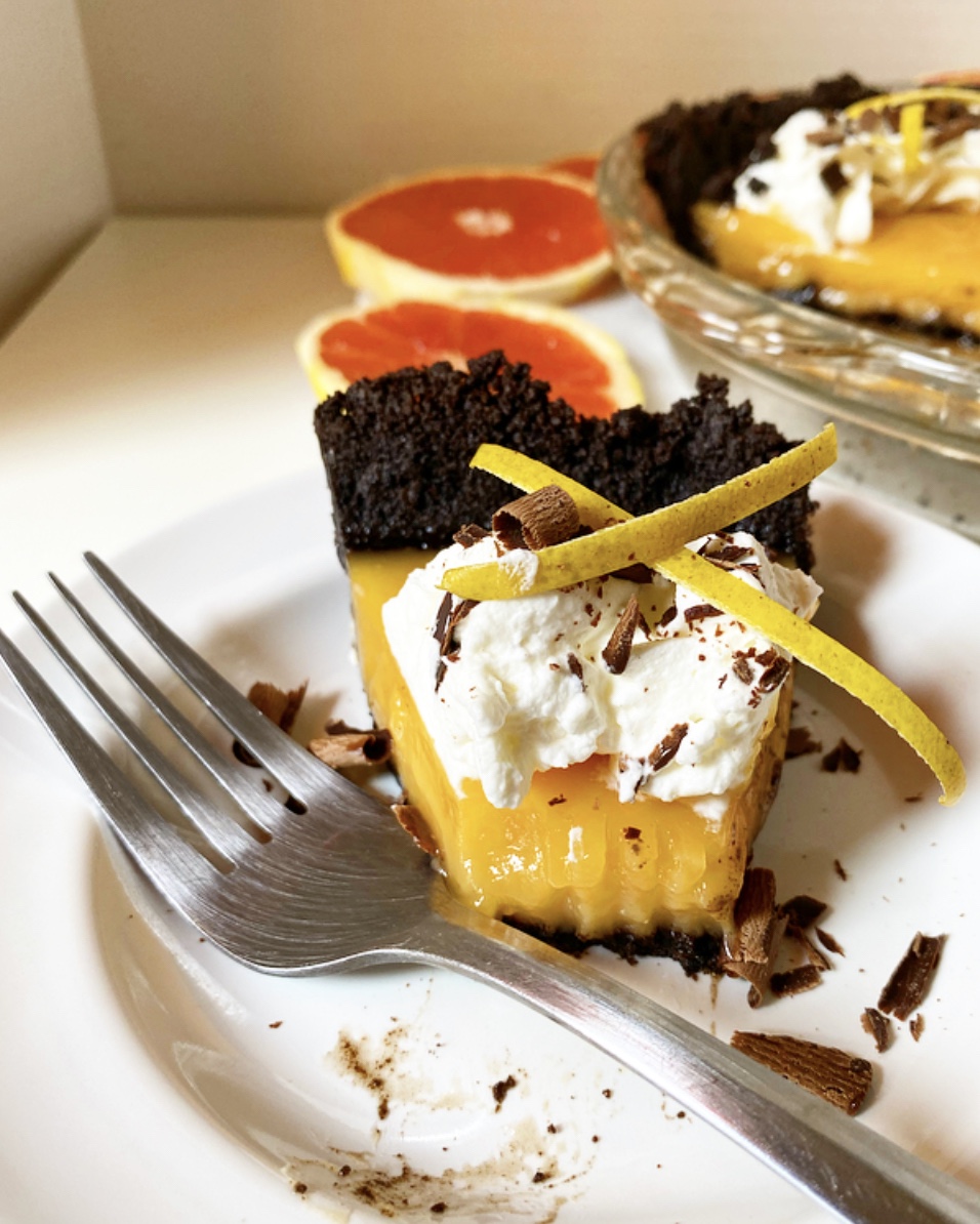 Grapefruit Pie with Oreo Crust