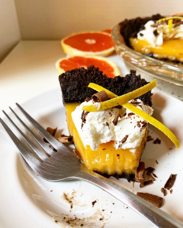Grapefruit Pie with Oreo Crust