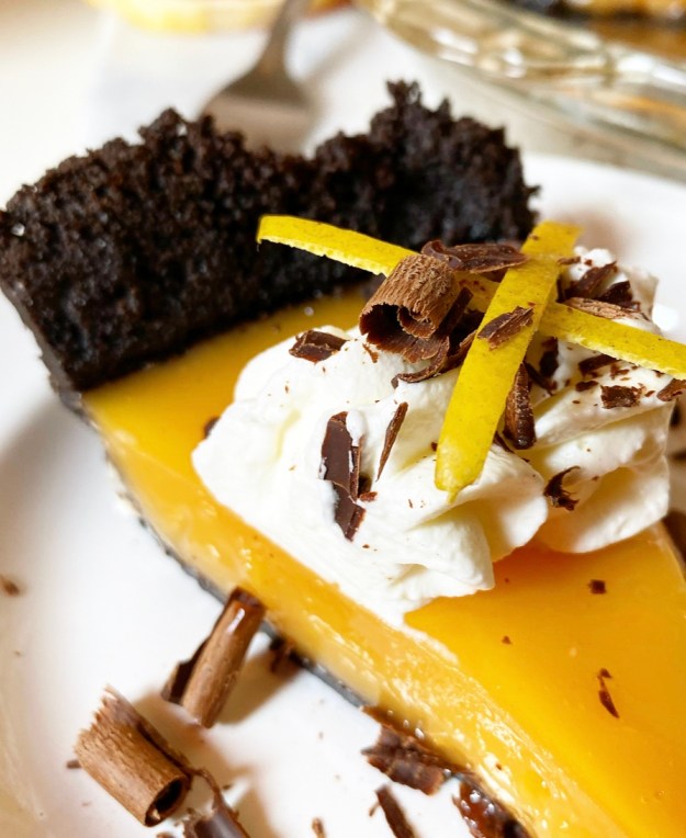 Grapefruit Pie with Oreo Crust