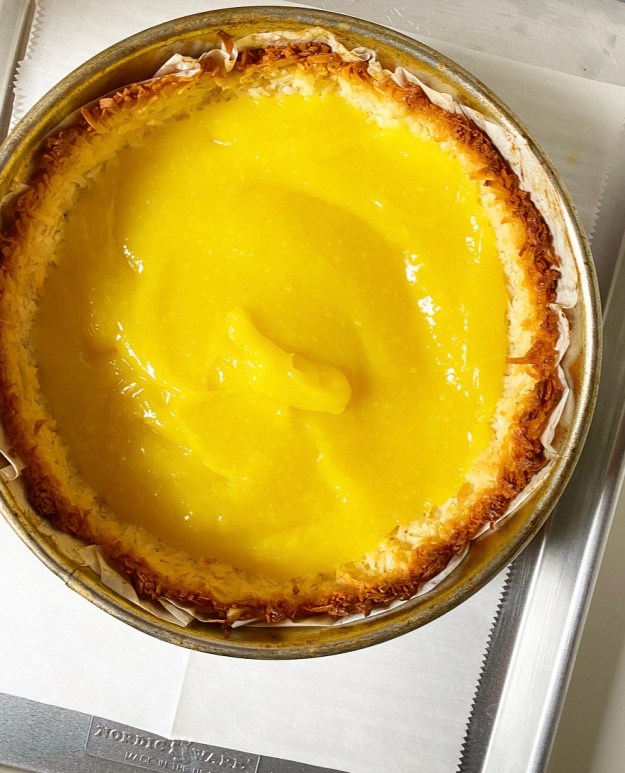 Lemon Meringue Macaroon Tart