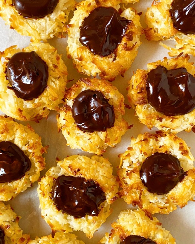 Chocolate Macaroon Thumbprints 