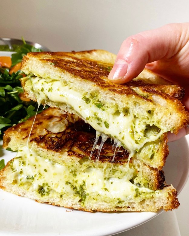 Pesto Mozzarella Grilled Cheese