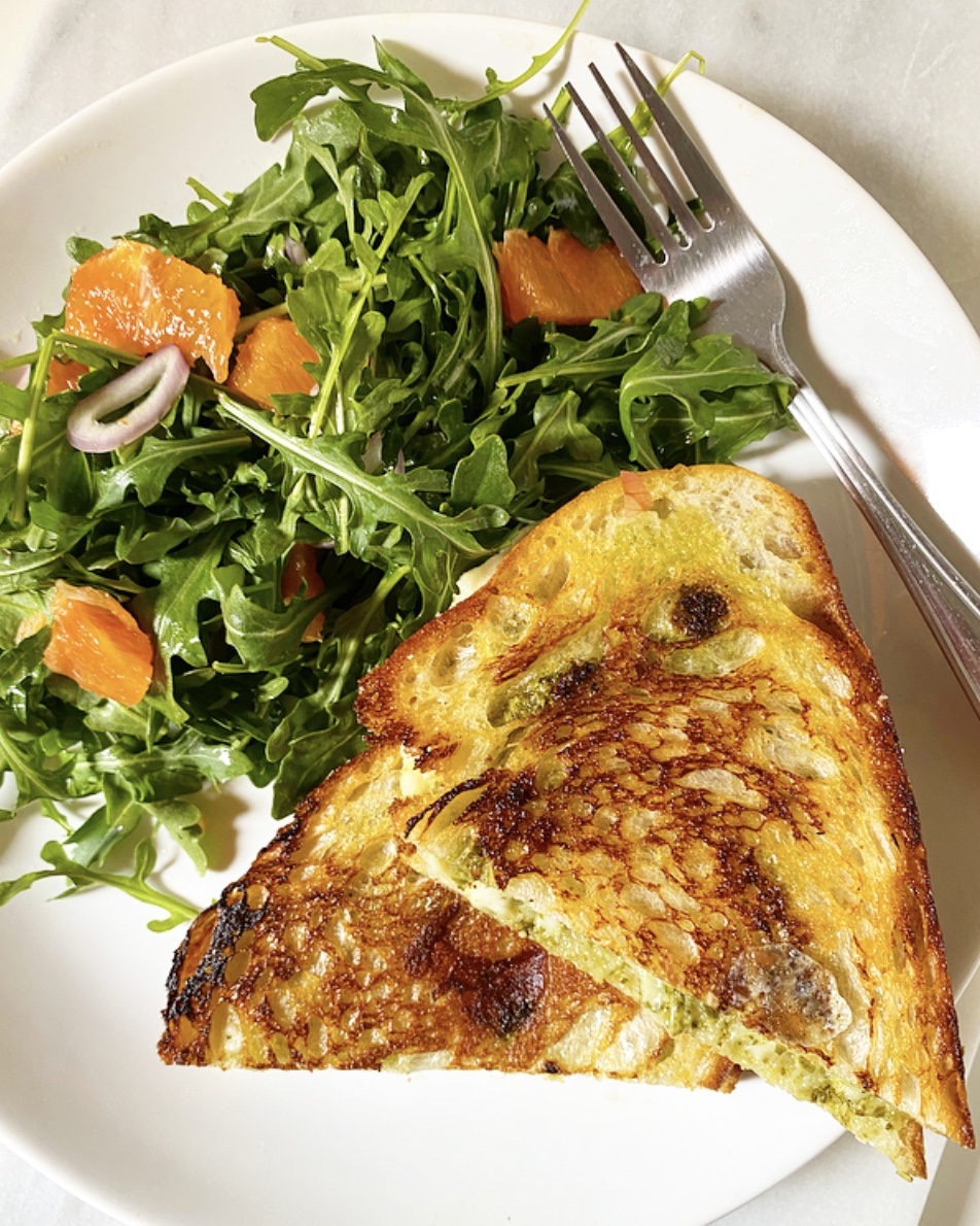 Pesto Mozzarella Grilled Cheese