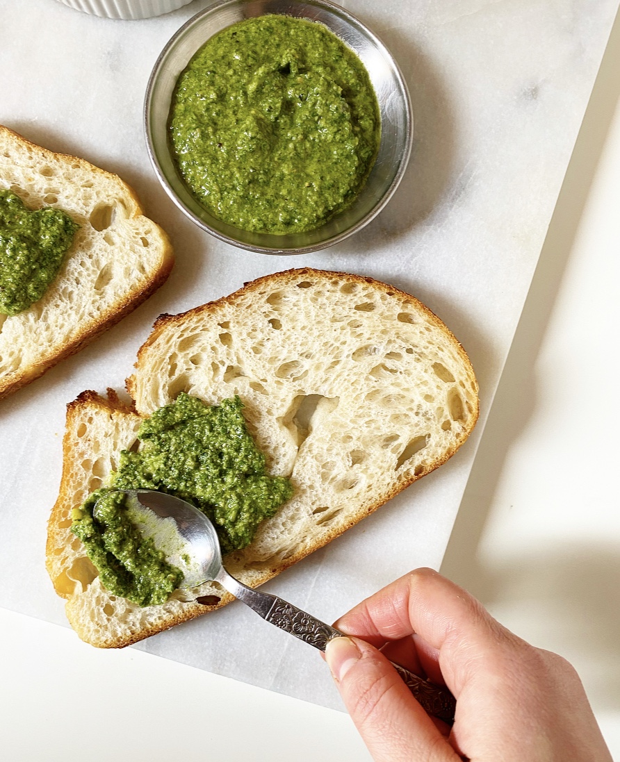 Pesto Mozzarella Grilled Cheese