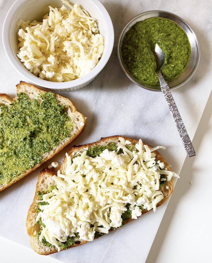 Pesto Mozzarella Grilled Cheese