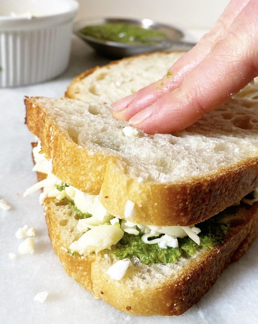 Pesto Mozzarella Grilled Cheese