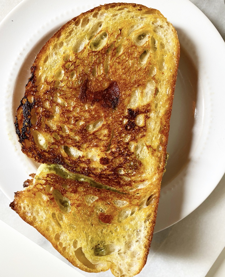 Pesto Mozzarella Grilled Cheese