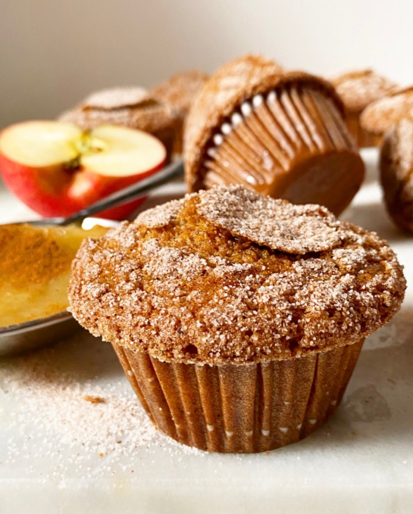 Sparkly Applesauce Muffins​