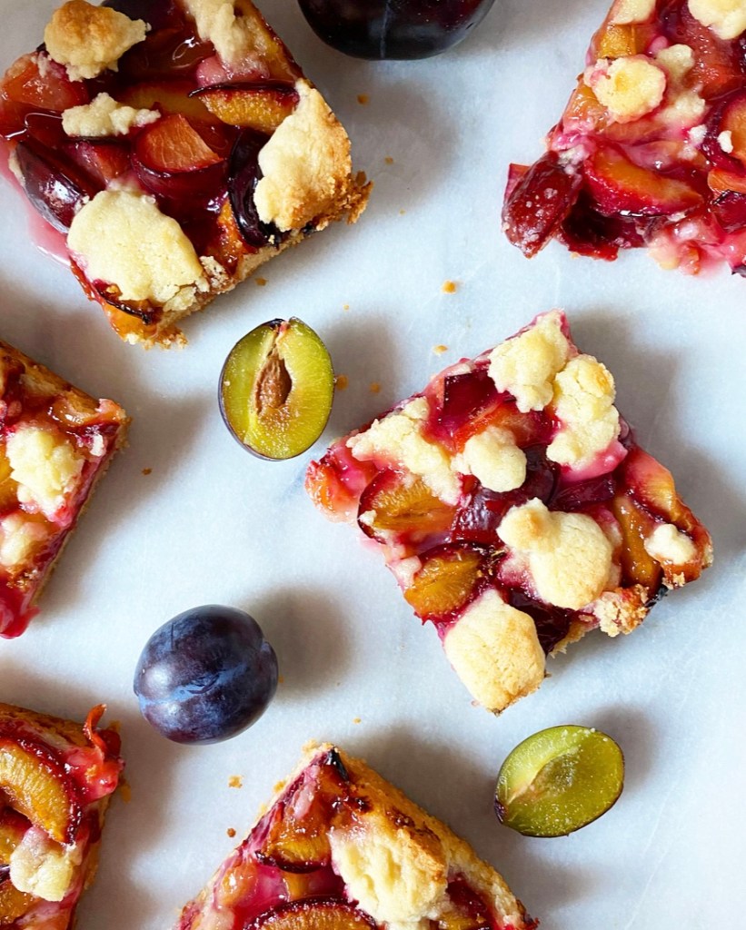 Plum Shortbread Bars​