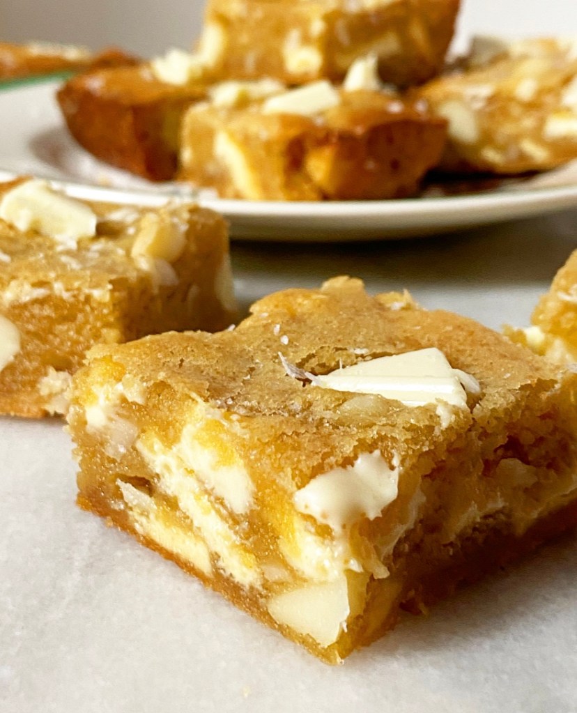 Brown Butter White Chocolate Macadamia Nut Blondies​