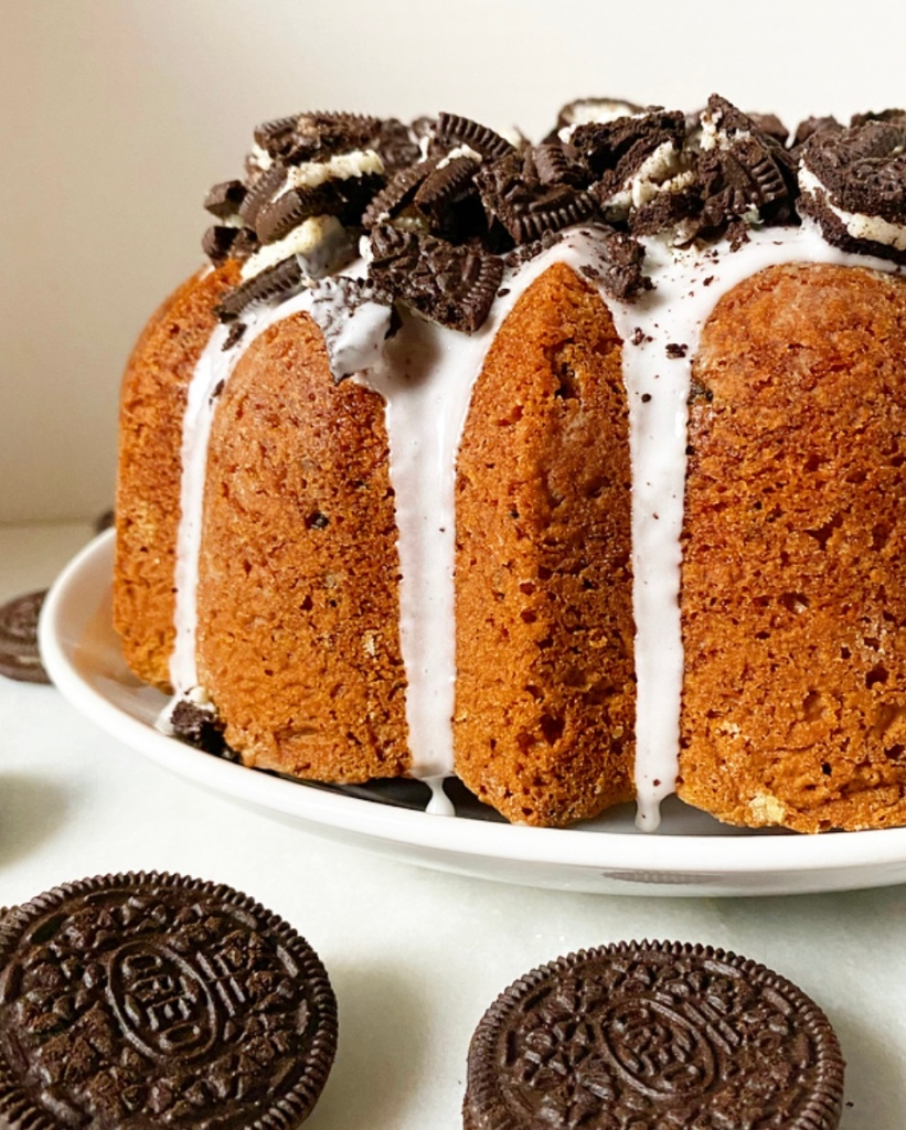 Cookies & Cream Bundt Cake​