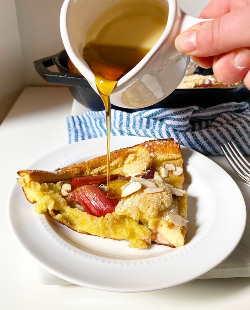 Frangipane & Rhubarb Puff Pancake {Dutch Baby}​