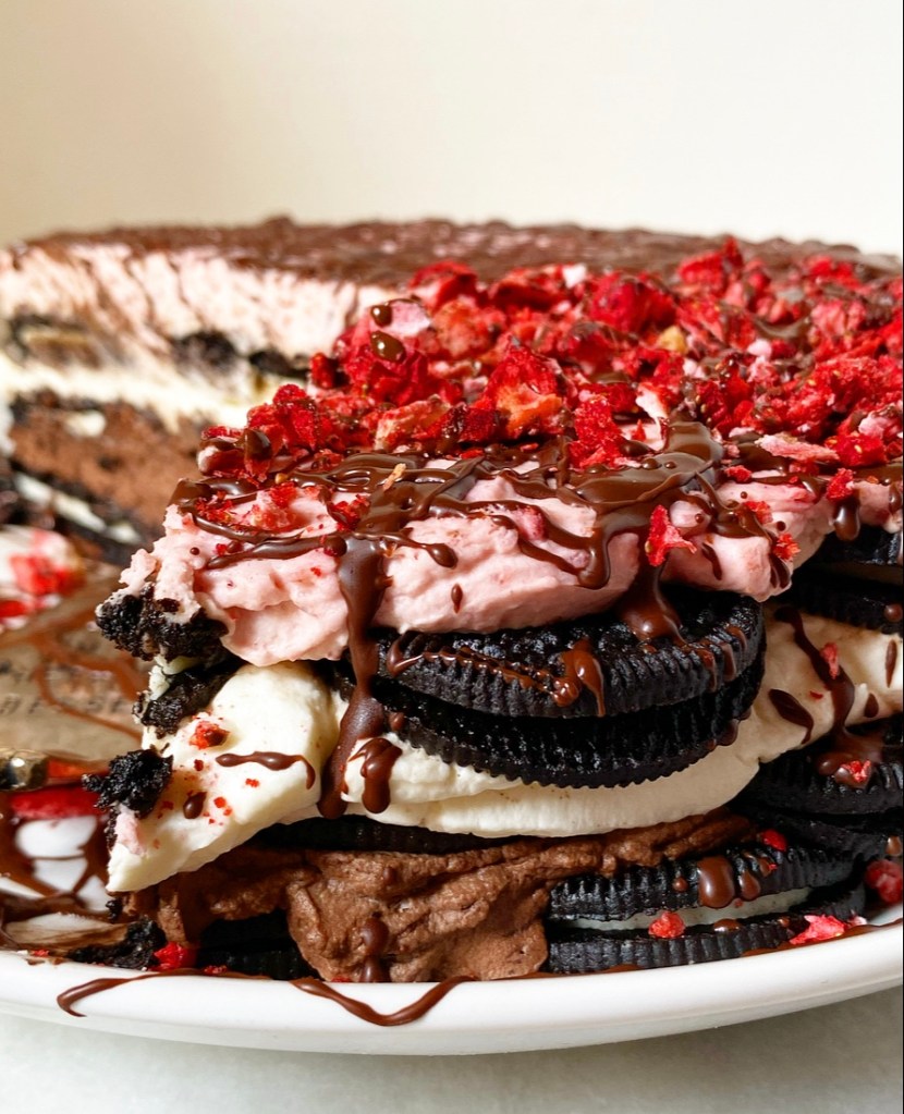 Neapolitan Icebox Cake​