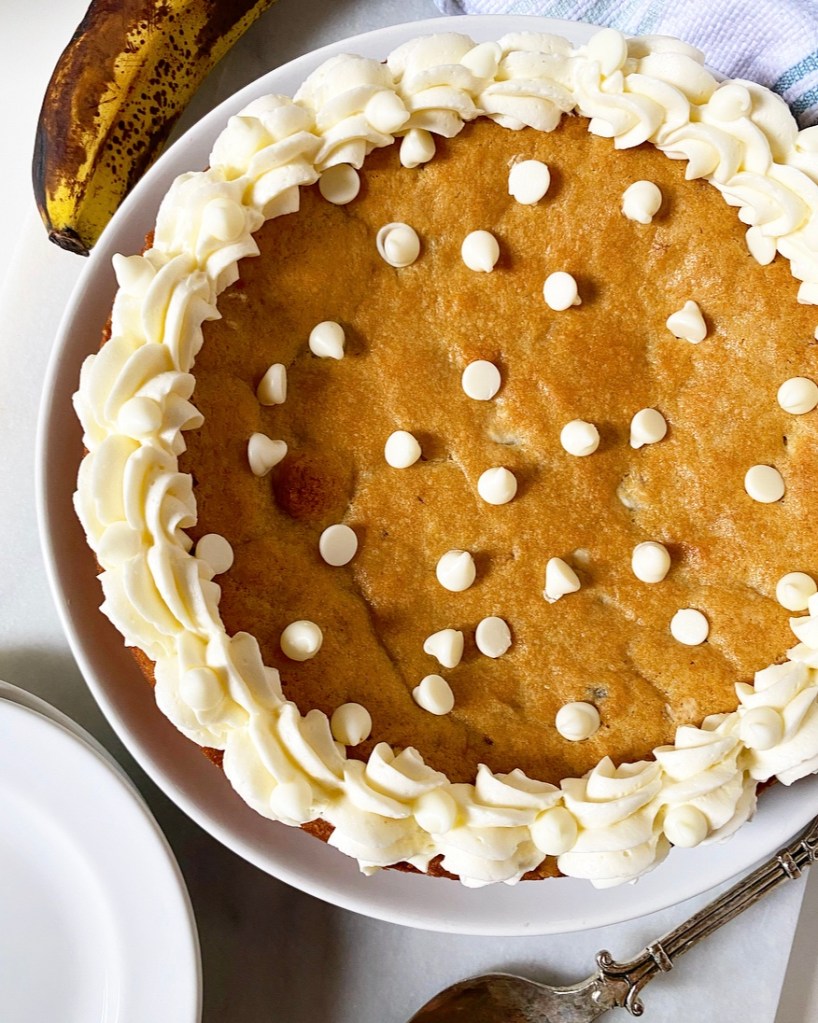 Banana Pudding Cookie Cake​