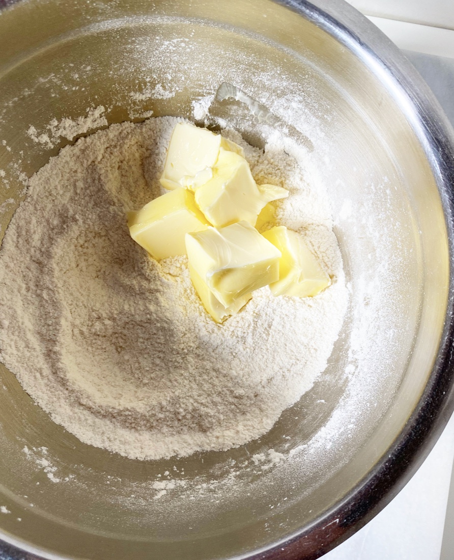 Crispy, Crunchy Sprinkle Sugar Cookies​