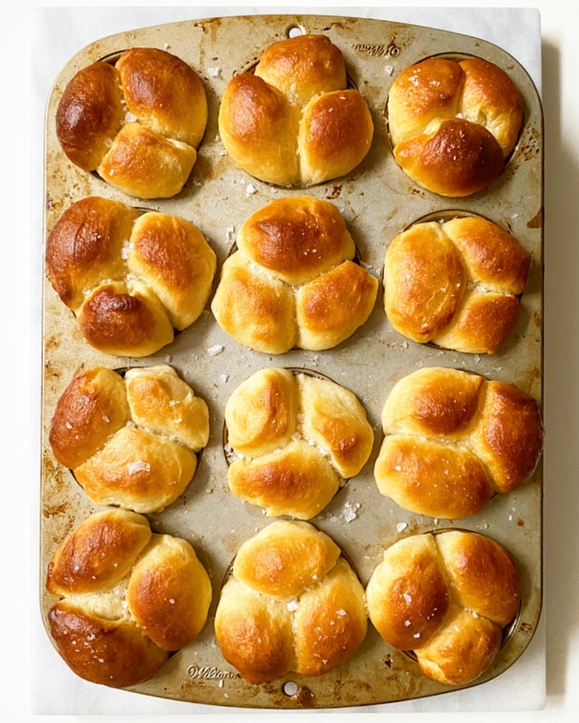 Cloverleaf Rolls