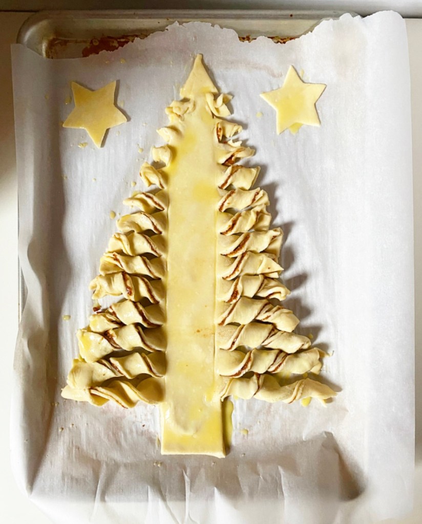 Cinnamon Sugar Puff Pastry Christmas Tree
